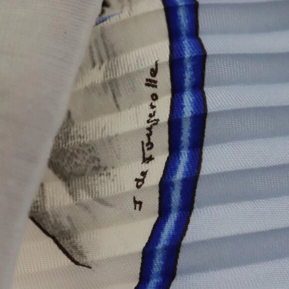 HERMES Pleated Carre 90 Scarf ""LES CHEVAUX DES MOGHOLS"" Silk Blue Auth 135502 - Picture 10 of 16